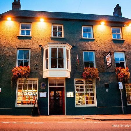 Old Kings Arms Hotel Pembroke Esterno foto